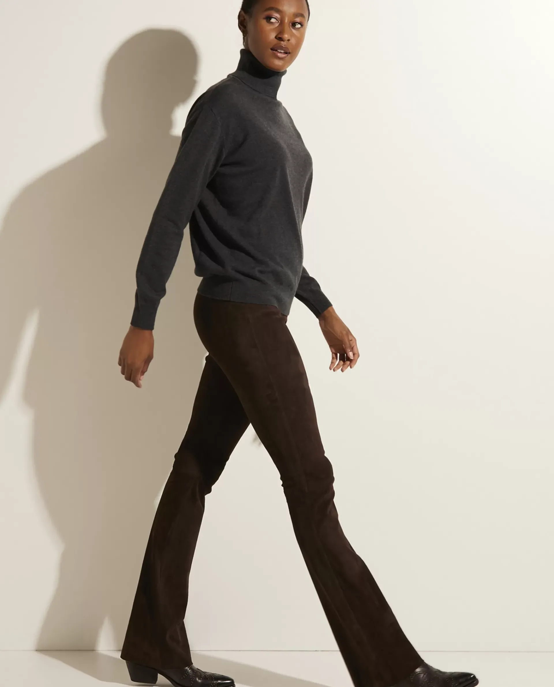 Shop Flared Broek In Stretch Suede Vrouwen Broeken